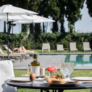 Escapada con Cata de Vino en Boutique Hotel Can Picó 4* (Pelacalç, Girona)