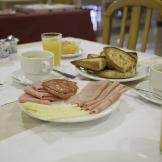 Escapada con Desayuno en Hotel Brisa (Noalla, Pontevedra)