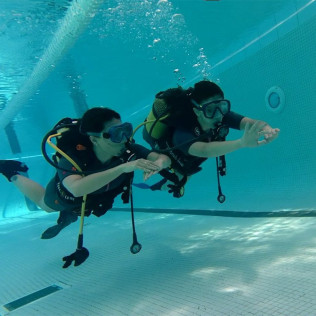Bautismo de Buceo en Piscina con Fotos y Vídeo para dos (Madrid)