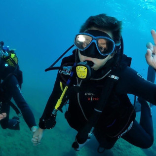 Bautizo de buceo en el mar con instructor personal (Mataró, Barcelona)