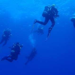 Bautizo de buceo en el mar con instructor personal (Mataró, Barcelona)