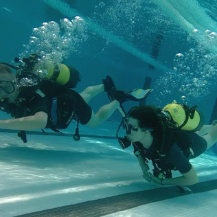 Bautismo de Buceo en Piscina con Fotos y Vídeo (Madrid)