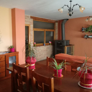 Escapada con Cena en Casa Rural Pano Rio (Cuevas de Cañart, Teruel)