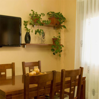 Escapada con Cena en Casa Rural Pano Rio (Cuevas de Cañart, Teruel)