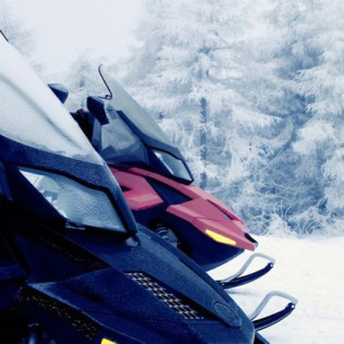 Acceso Premium a Caldea con Comida en el Restaurante Blu y Moto de Nieve para dos (Andorra)