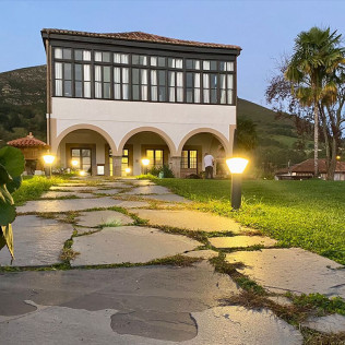 Escapada de 1 o 2 Noches con Cena en La Venta de Miyares (Piloña, Asturias)