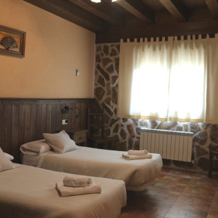 Escapada en Casa Rural Vallecasar (Los Navalucillos, Toledo)