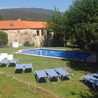 Escapada con Cena en Casa Rural Pazo Larache (Vilaboa, Pontevedra)