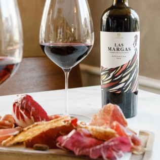 Degustación de Ibéricos y Botella de Vino para dos (Madrid)