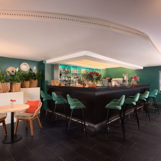 Desayuno para dos en Restaurante CentOnze del Hotel Le Méridien Barcelona 5* (Barcelona)