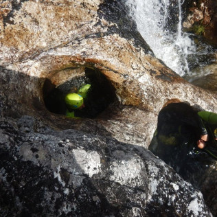 Barranquismo en Barranco del Cerves Superior o en Barranco del Verdugo (Ourense / Pontevedra)