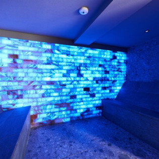 Moonlight: Circuito Spa Nocturno y Copa de Cava en OASIS Wellness & Spa del Grand Hyatt Barcelona 5* (Barcelona)