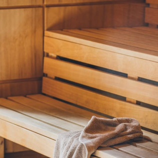 Moonlight: Circuito Spa Nocturno y Copa de Cava en OASIS Wellness & Spa del Grand Hyatt Barcelona 5* (Barcelona)