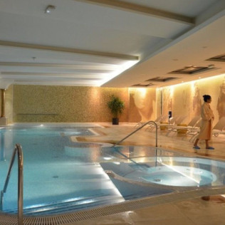 Circuito Spa y Desayuno en Hotel Beatriz Toledo Auditorium & Spa 4* (Toledo)
