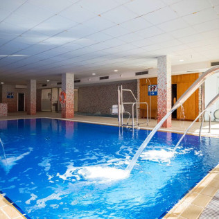 Circuito Spa y Masaje para dos en Hotel La Hacienda 4* (La Pineda, Tarragona)