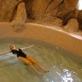 Spa "Aquatonic" para dos en Hotel Termes de Montbrió 4* (Tarragona)