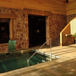 Circuito Termal Familiar en Spa & Wellness Roca Vermella (Prades, Tarragona)