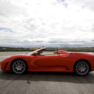 Conducir un Ferrari F430 F1 (4 Circuitos)