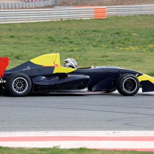 Conduce un Formula 2.0 + Vuelta de reconocimiento (4 Circuitos Largos)