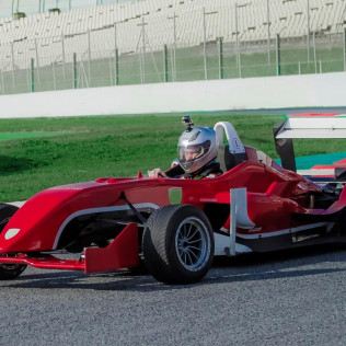 Conduce un Formula 2.0 + Vuelta de reconocimiento (4 Circuitos Largos)