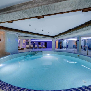 Circuito Spa en Pareja con Cava y Bombones en Spa Daniya Dénia del Hotel Daniya Dénia 4* (Dénia, Alicante)