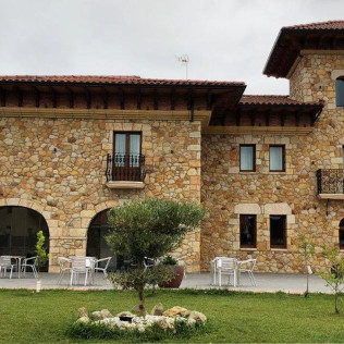 Desayuno Gourmet para dos en Hotel Palacio Torre de Galizano 4* (Cantabria)