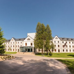 Circuito Spa en IBERIK Balneario de Guitiriz & Golf 4* (Guitiriz, Lugo)