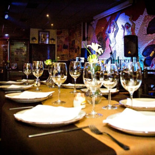 Espectáculo Flamenco con Cena en Tablao Flamenco El Toro y La Luna (Valencia)