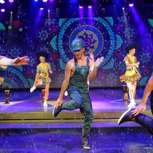 Entrada a Benidorm Palace con Espectáculo y Opción a Cena (Benidorm, Alicante)