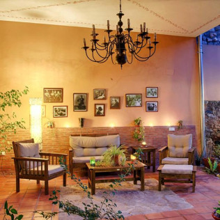 Escapada con Bañera Hidromasaje en Hotel Rural Cerro Príncipe (La Garrovilla, Badajoz)