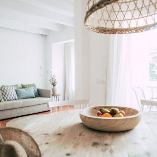 Escapada con Cena en el Hostal Ses Negres (Begur, Girona)