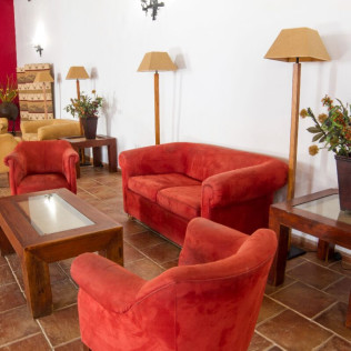Escapada con Cena en Hotel Bodega El Moral 4* (Ribera del Fresno, Badajoz)