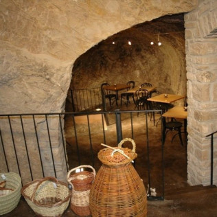 Escapada con Cena en Montsonís Medieval Resort (Lleida)