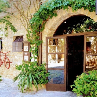 Escapada con Cena en Montsonís Medieval Resort (Lleida)