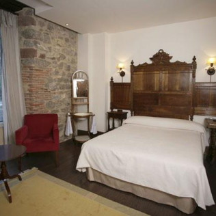 Escapada Romántica con Circuito Spa en el Balneario la Hermida 4* para dos (Cantabria)