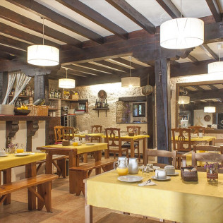 Escapada de 2 Noches con Bañera de Hidromasaje en Posada Sierra de Ibio (Cantabria)
