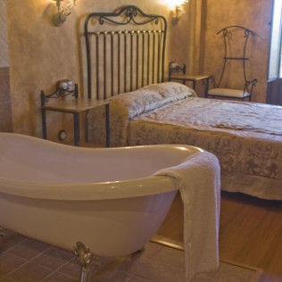 Escapada Relax y Circuito Spa en Hotel Spa Kinedomus Bienestar 4* (Burgos)