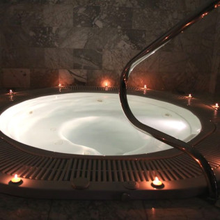 Escapada Romántica con Spa Privado para dos en Hotel Atxaspi (Navarra)