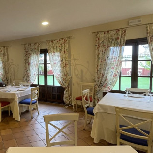 Escapada Rural con Cena en Hotel Palacio las Manillas 3* (Sabiote, Jaén)