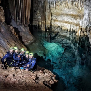 Espeleología en Cueva Marina y Rápel cerca de Cala Romántica (Mallorca)