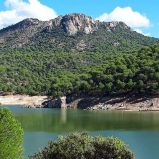 Esquí Acuático en el Pantano de San Juan (San Martín de Valdeiglesias, Madrid)