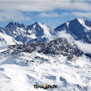 Excursión en Raquetas de Nieve (Huesca)