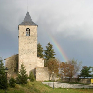 Escapada Romántica en Pirineo Catalán con Bañera Hidromasaje y Cena en Hotel Mirador (Lles de Cerdanya, Lleida)