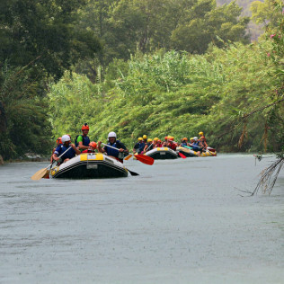 Rafting en el Cañón de Almadenes con Visita a dos Cuevas y Reportaje Fotográfico (Murcia)
