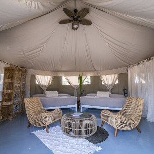 Escapada con Desayuno en Tienda Safari en El Toril Glamping Experience (Velada, Toledo)