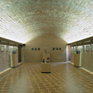 Visita a Bodega Grandes Vinos con Cata de Vinos para dos (Cariñena, Zaragoza)