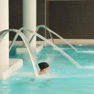 Escapada 2 Noches con Piscina Termal Activa en Hotel Balneario Alhama de Aragón 4* (Zaragoza)