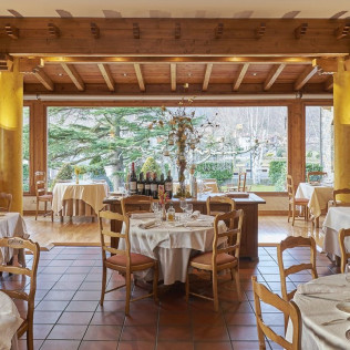 Cena para dos en Hotel Grèvol Spa 4* (Llanars, Girona)