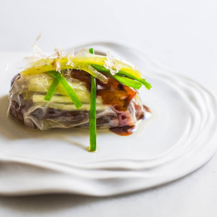 Comida para dos en el Restaurante Fondillón del Hotel Hospes Amérigo 5* (Alicante)