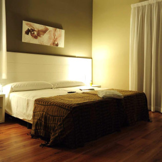 Escapada 2 noches con Piscina Termal Activa y Cena en Hotel Alhama de Aragón 4* (Zaragoza)